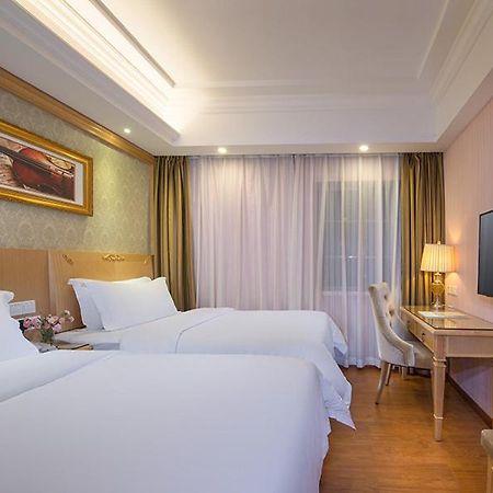 Vienna 3 Best Hotel Exhibition Center Chigang Road Guangzhou Dış mekan fotoğraf